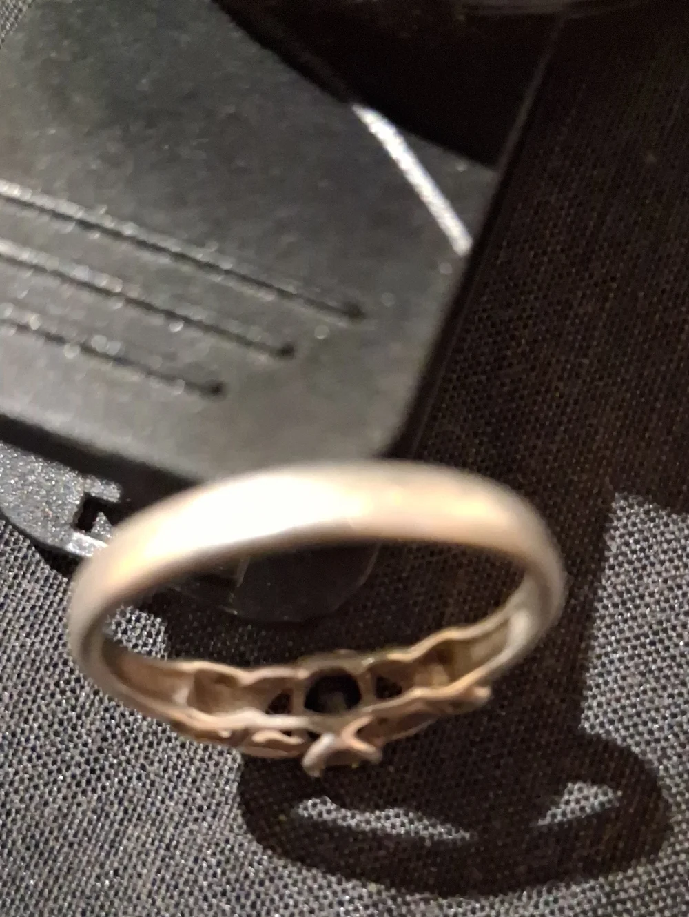 Sterling Silver Ring W/ Midnight Blue Oval Saphire.Size 10. Marked STERLING & D